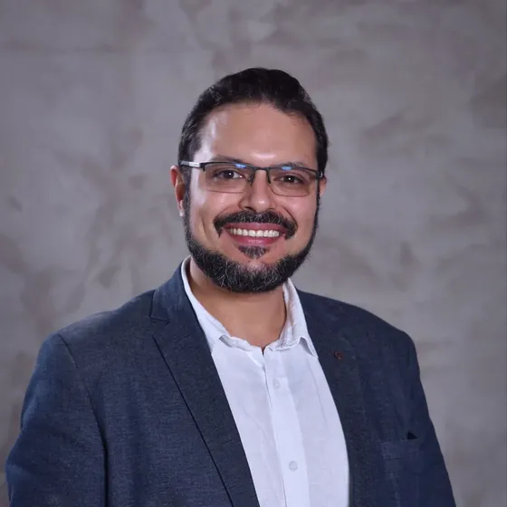 Dr. Elias Ajub